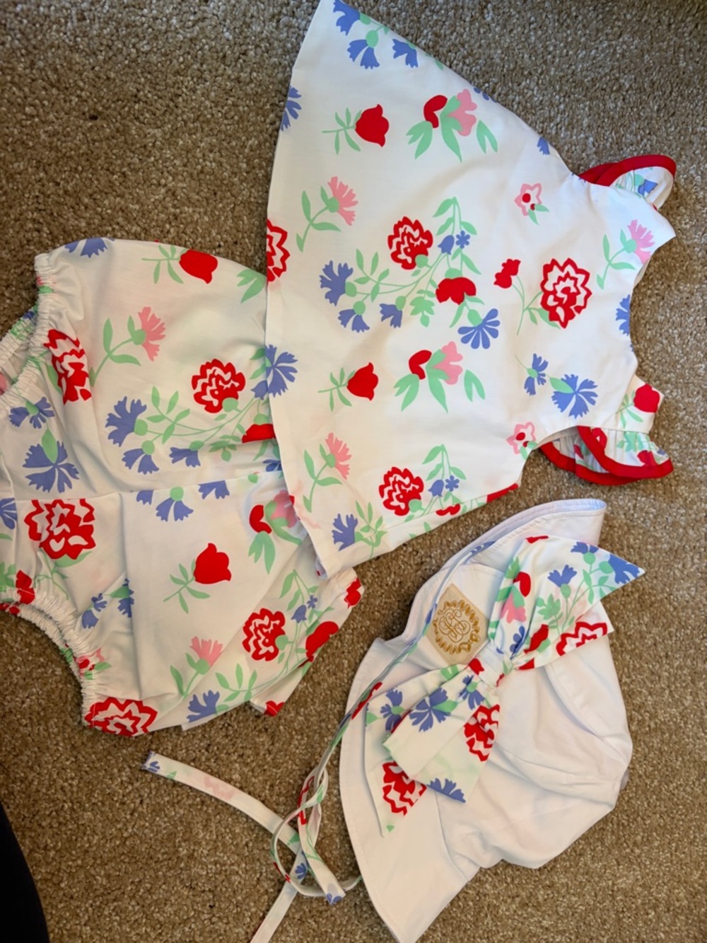 Matching 2 Piece Outfit and Hat - Size 6-12 Months
